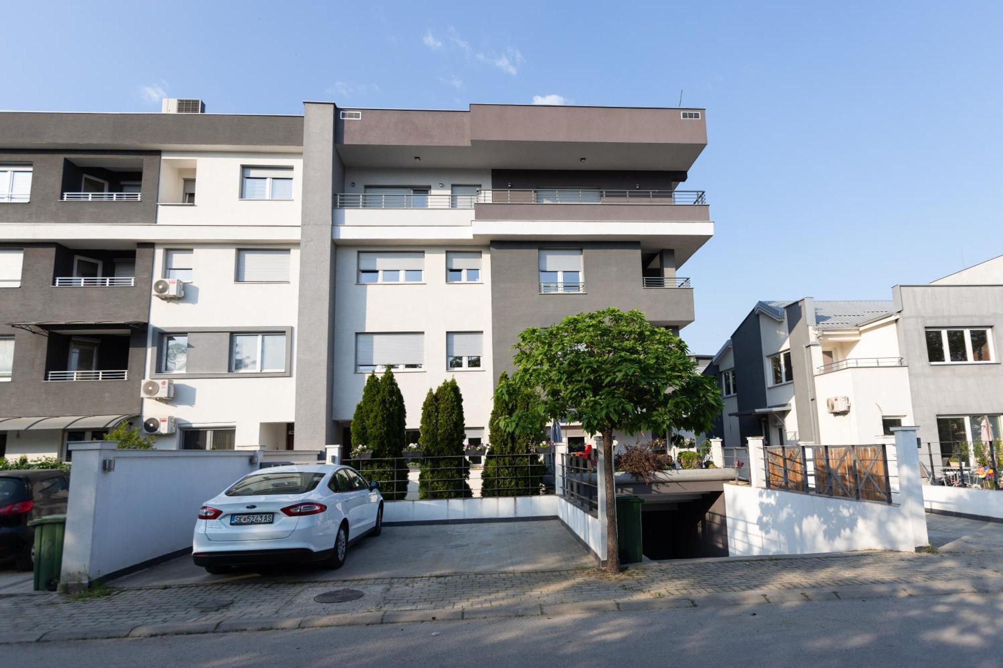 T20 Apartments Skopje Exteriör bild